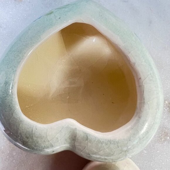 Vtg OOAK Hand-Painted Ceramic Heart-Shaped Trinket Ring Box Floral Age Crackled - Picture 6 of 8